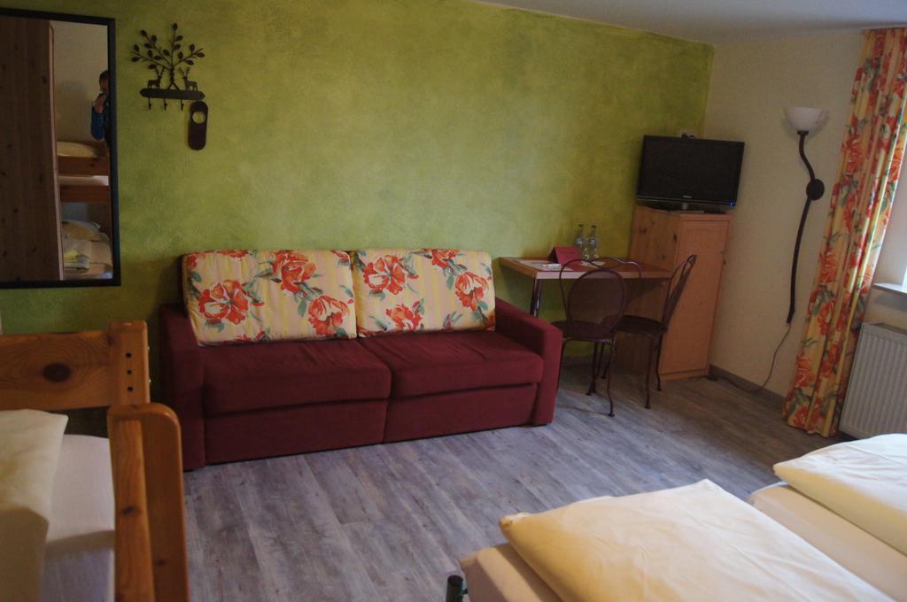 Land-Gast-Hof Walkmuehle Hotel Feuchtwangen Ngoại thất bức ảnh